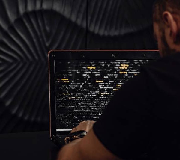 Expert en sécurité informatique